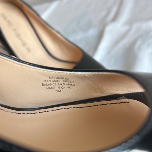 Marc Fisher Black Patent Leather Peep Toe Heels Size 9 - Picture 6 of 6